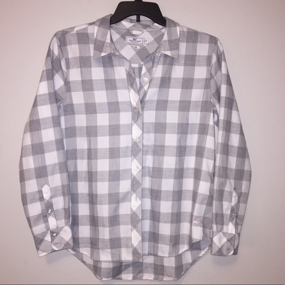 Vineyard Vines relaxed fit buffalo plaid size 10